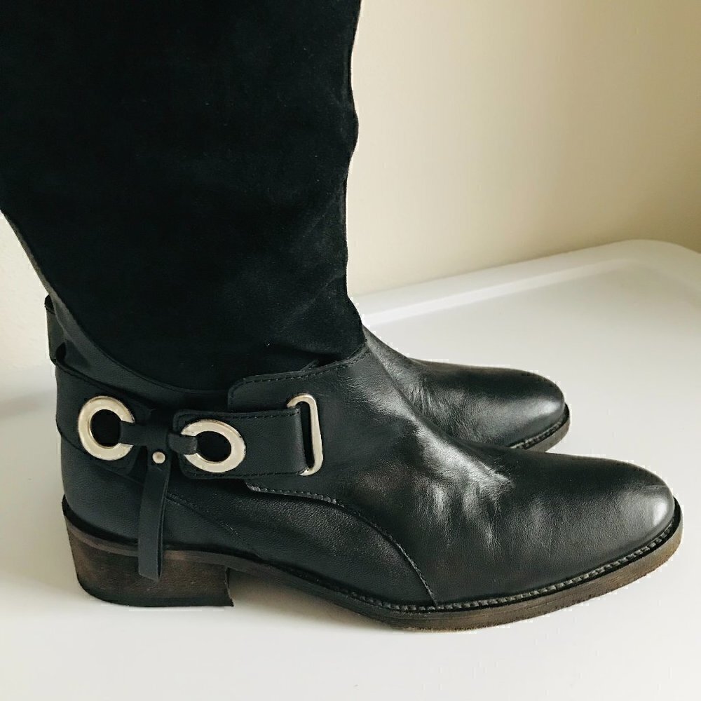 NWOB Bernardo B2 Suede Leather Buckle Knee Boots Size 10 EU 42